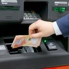 Почему Тинькофф не принимает купюры 100 рублей